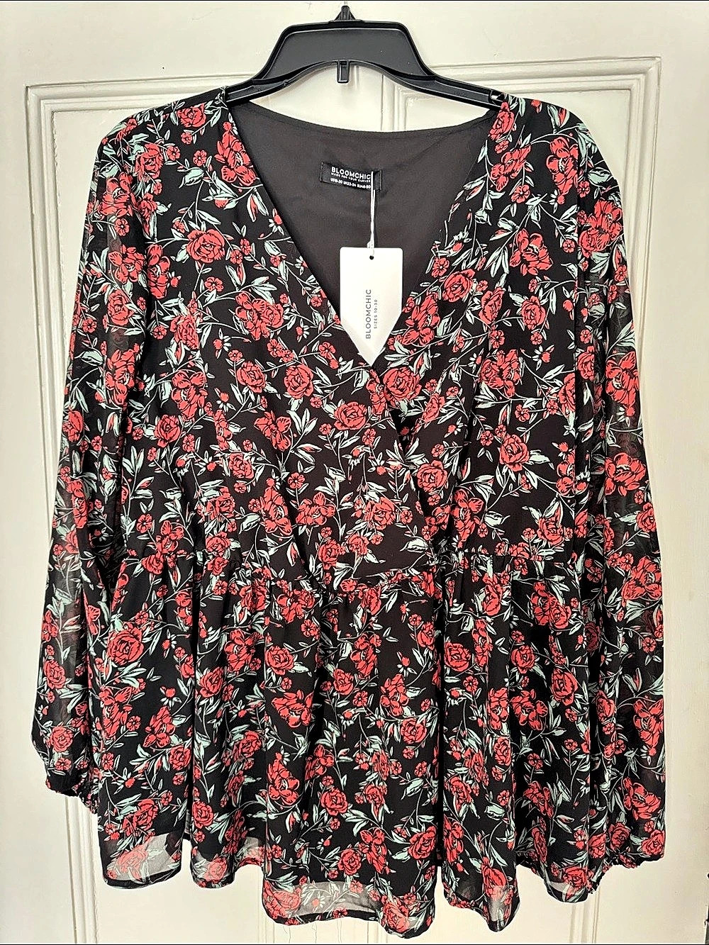 BLOOMCHIC Floral Blouse in Black & Red Size 2XL NWT